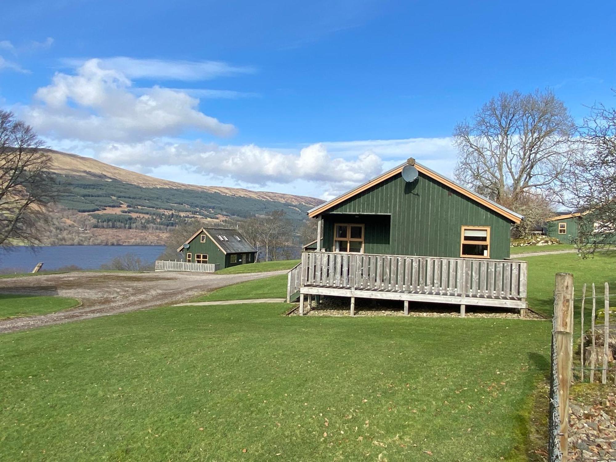 Bracken Lodges, Loch Tay, Linnie Lodge 애버펠디 외부 사진