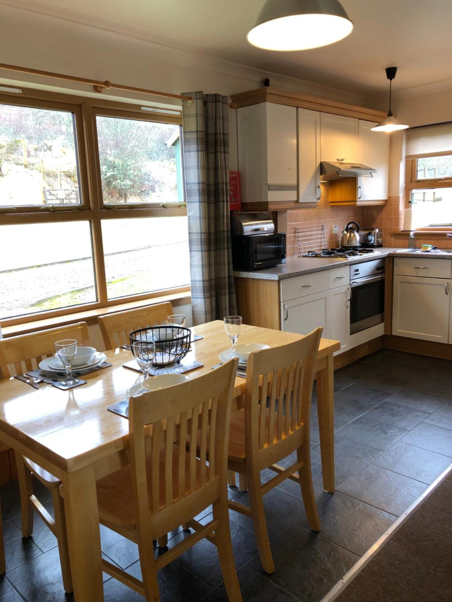 Bracken Lodges, Loch Tay, Linnie Lodge 애버펠디 외부 사진