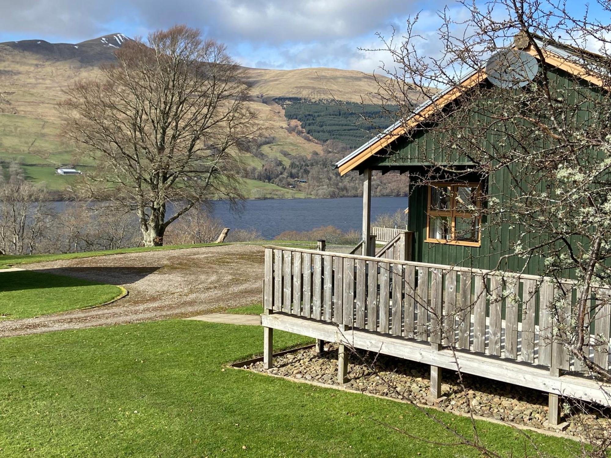 Bracken Lodges, Loch Tay, Linnie Lodge 애버펠디 외부 사진
